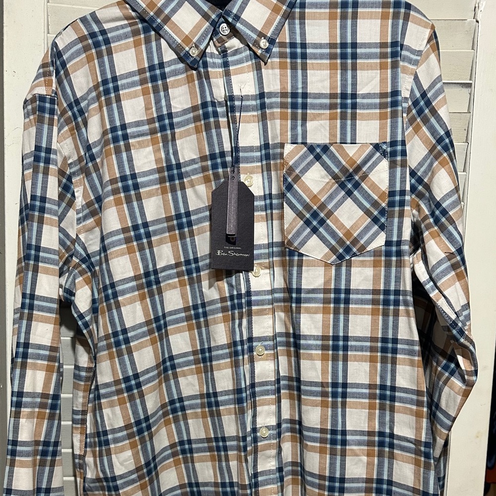 Ben Sherman Blue and Tan Plaid Button Down Shirt
